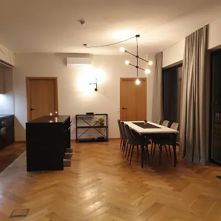 Апартаменты 2-bedroom Roof Terrace With An Amazing Old Town View Таллин